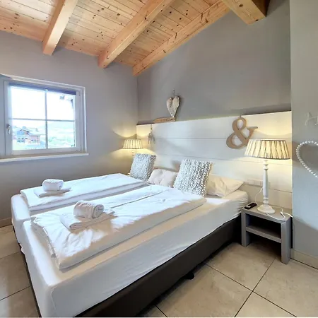 Peak View Penthouse Apartment *