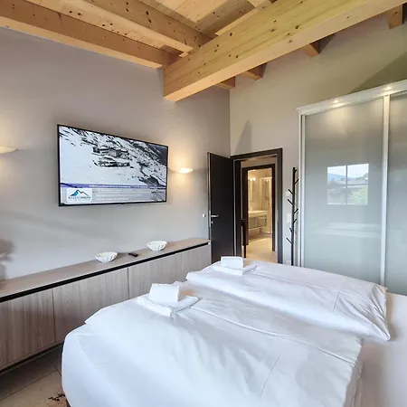 Peak View Penthouse *